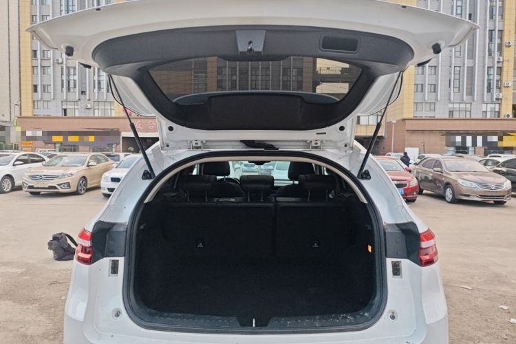 Used Haval F7 2020 1.5T Two-Wheel Drive i-Type Trunk