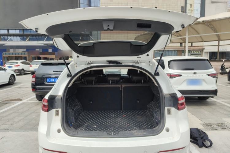 Used Haval F7 2020 2.0T All-Wheel Drive iJoy Trunk