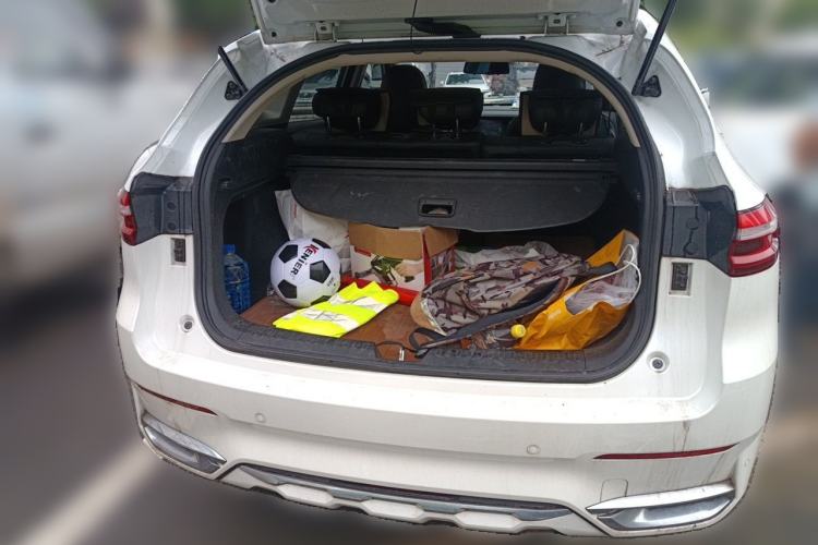 Used Haval F7 2020 1.5T Two-Wheel Drive i-Trend Trunk