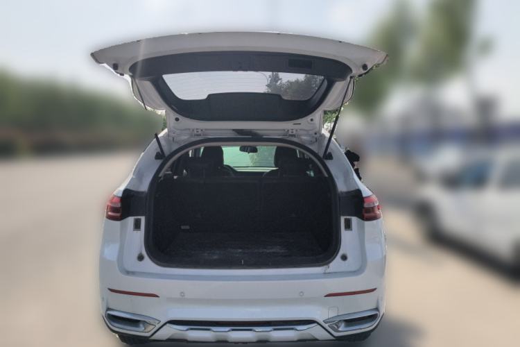 Used Haval F7 2020 1.5T Two-Wheel Drive iCool Trunk