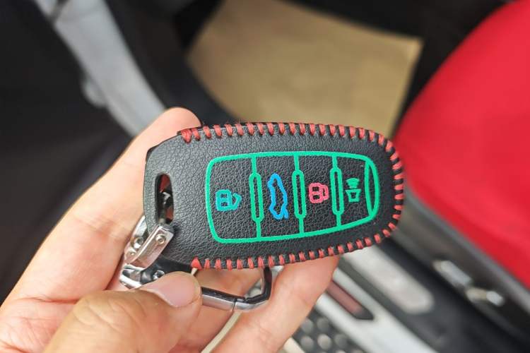 Used Haval F7 2020 2.0T Two-Wheel Drive i-Van Vehicle Key