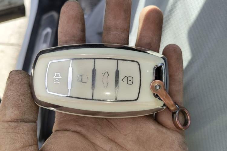 Used Haval F7 2020 2.0T Two-Wheel Drive i-Van Vehicle Key