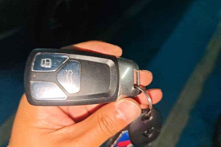 Used Haval F7 2020 2.0T Two-Wheel Drive i-Van Vehicle Key