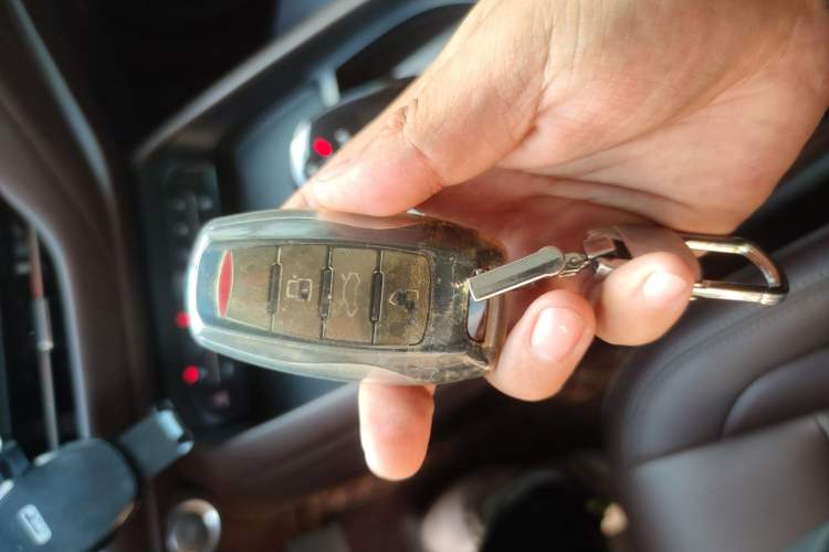 Used Haval F7 2020 2.0T All-Wheel Drive iJoy Vehicle Key