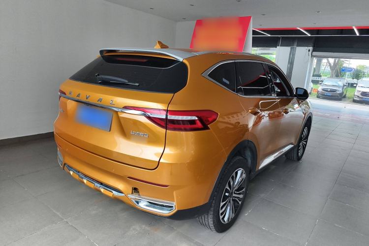 Used Haval F7 2020 2.0T All-Wheel Drive iJoy Exterior 3