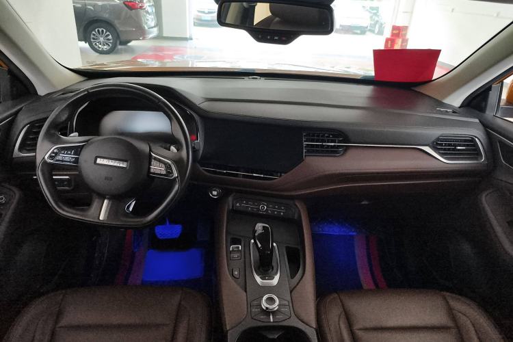 Used Haval F7 2020 2.0T All-Wheel Drive iJoy Interior 3