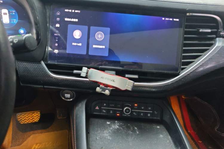 Used Haval F7 2021 2.0T All-Wheel Drive iJoy Audio And AC Panel
