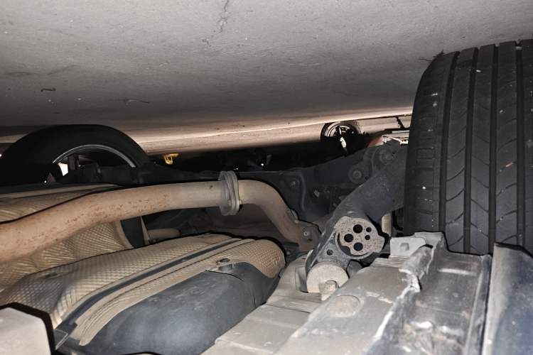 Used Haval F7 2021 1.5T Two-Wheel Drive iXuan Chassis Rear Right