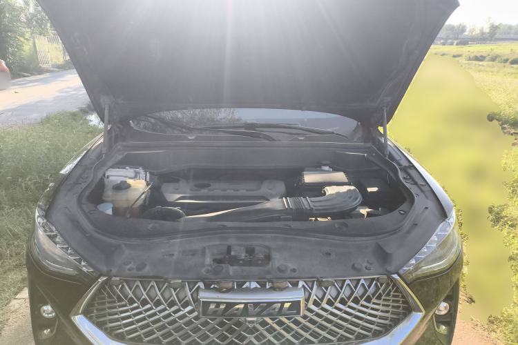 Used Haval F7 2021 2.0T All-Wheel Drive iJoy Engine Bay