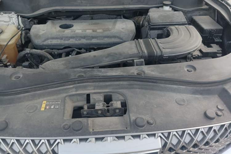Used Haval F7 2021 2.0T Two-Wheel Drive i-Van Engine Bay