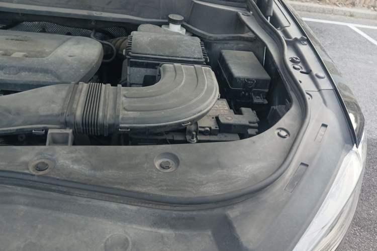 Used Haval F7 2021 2.0T Two-Wheel Drive i-Van Engine Bay Left