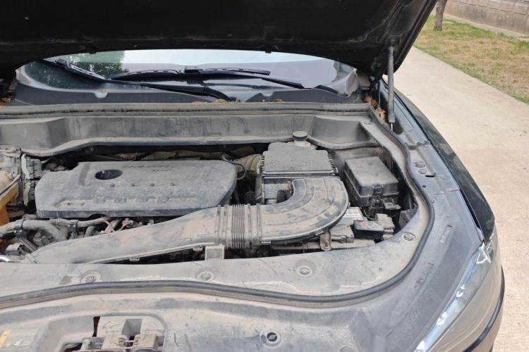 Used Haval F7 2021 2.0T All-Wheel Drive iJoy Engine Bay Left