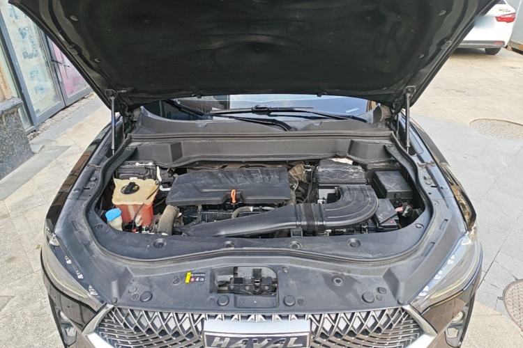 Used Haval F7 2021 1.5T Two-Wheel Drive i-Type Engine Bay