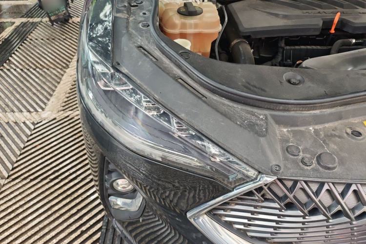 Used Haval F7 2021 1.5T Two-Wheel Drive iXuan Engine Bay Right