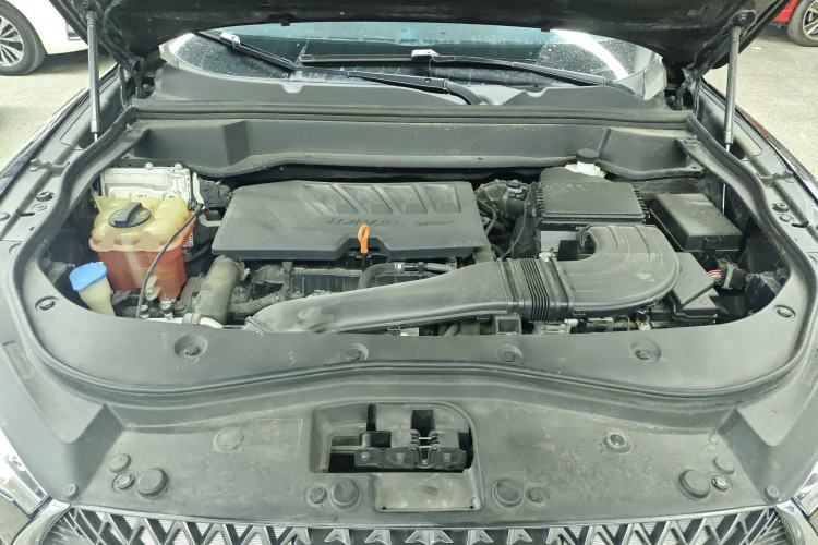 Used Haval F7 2021 1.5T Two-Wheel Drive i-Type Engine Bay