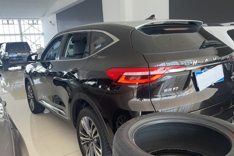 Used Haval F7 2021 2.0T All-Wheel Drive iJoy Exterior 4