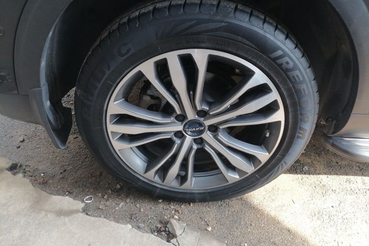 Used Haval F7 2021 2.0T All-Wheel Drive iJoy Exterior 5