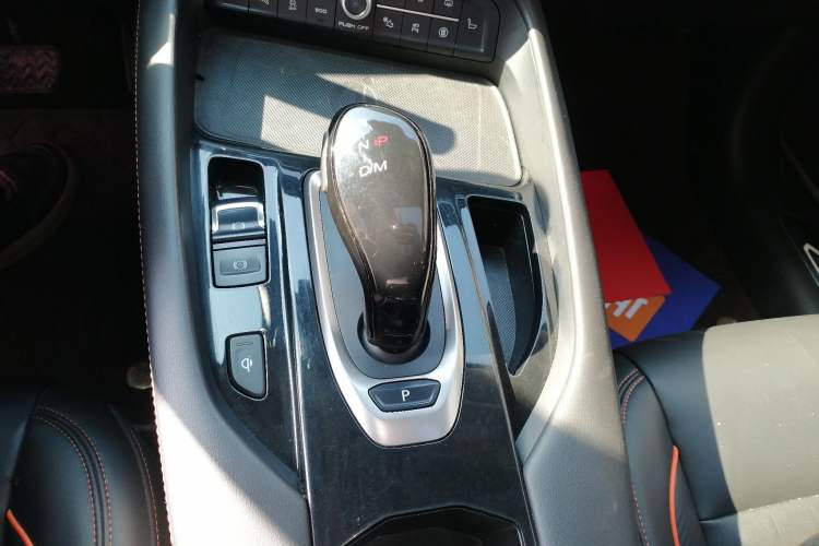 Used Haval F7 2021 2.0T All-Wheel Drive iJoy Gear Lever