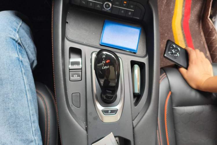 Used Haval F7 2021 1.5T Two-Wheel Drive i-Type Gear Lever