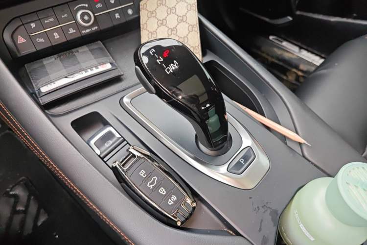 Used Haval F7 2021 1.5T Two-Wheel Drive i-Type Gear Lever