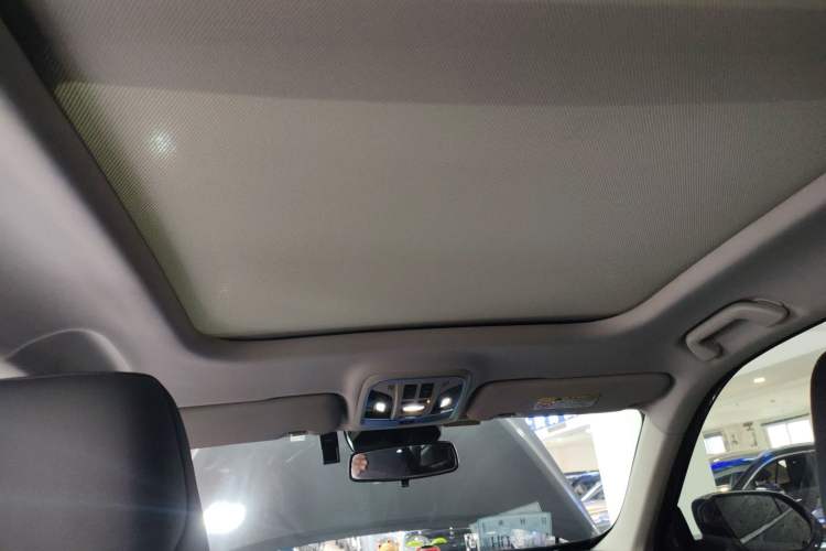 Used Haval F7 2021 1.5T Two-Wheel Drive iXuan Headliner