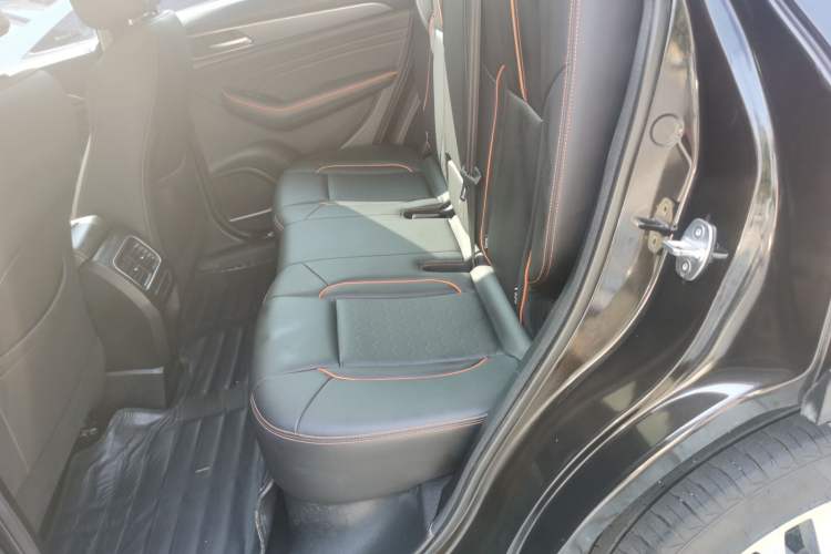 Used Haval F7 2021 2.0T All-Wheel Drive iJoy Interior 1