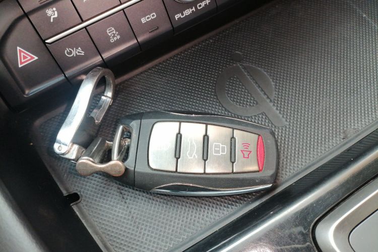 Used Haval F7 2021 2.0T All-Wheel Drive iJoy Interior 1