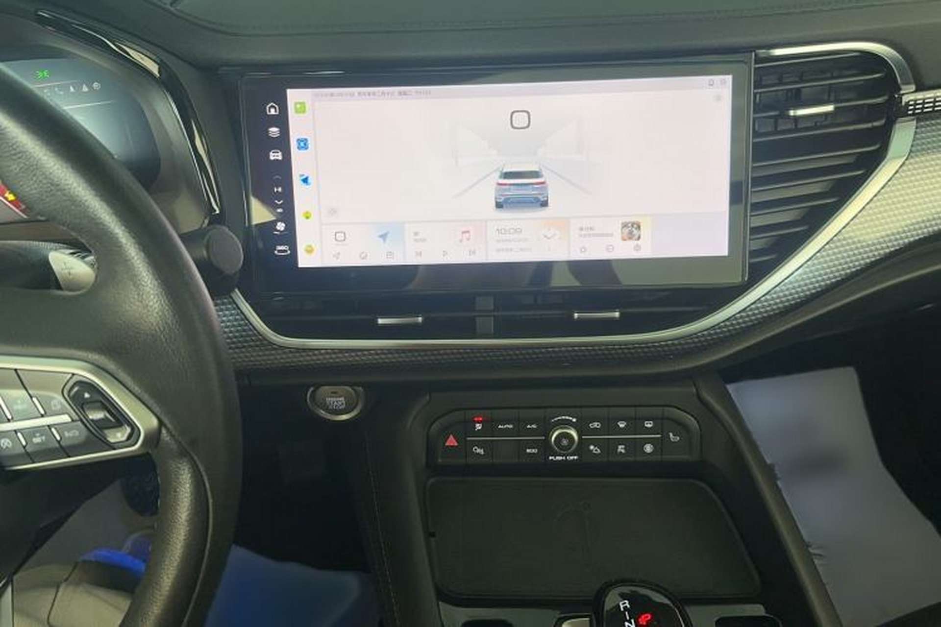 Used Haval F7 2021 2.0T All-Wheel Drive iJoy Interior 4