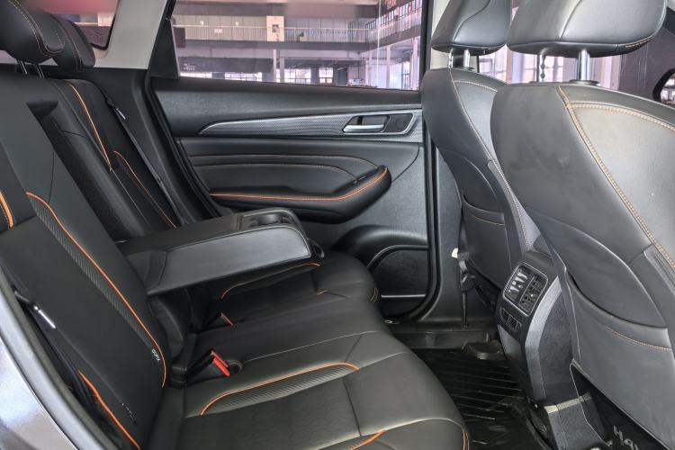Used Haval F7 2021 2.0T All-Wheel Drive iJoy Interior 9