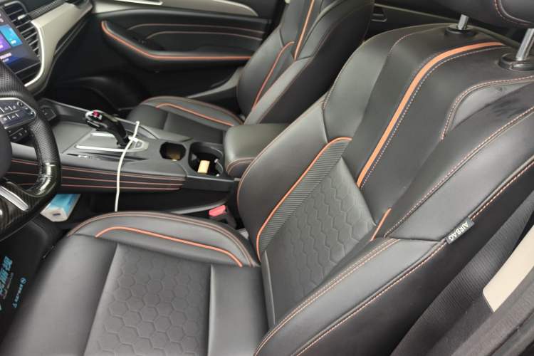 Used Haval F7 2021 1.5T Two-Wheel Drive iXuan Left Front Seat