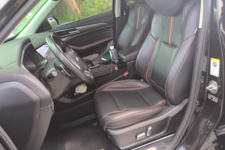 Used Haval F7 2021 2.0T Two-Wheel Drive i-Van Left Front Seat