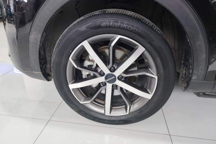 Used Haval F7 2021 1.5T Two-Wheel Drive iXuan Left Front Wheel Hub
