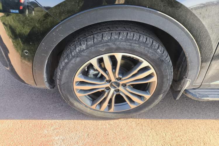 Used Haval F7 2021 2.0T All-Wheel Drive iJoy Left Front Wheel Hub