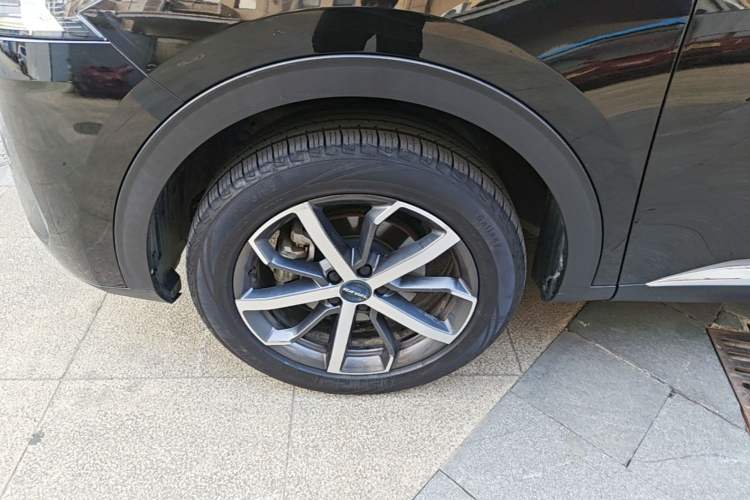 Used Haval F7 2021 1.5T Two-Wheel Drive i-Type Left Front Wheel Hub