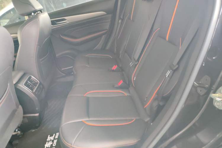Used Haval F7 2021 1.5T Two-Wheel Drive iXuan Left Rear Seat