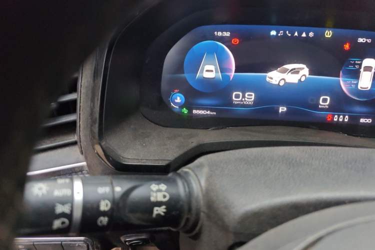 Used Haval F7 2021 2.0T All-Wheel Drive iJoy Odometer Close Up