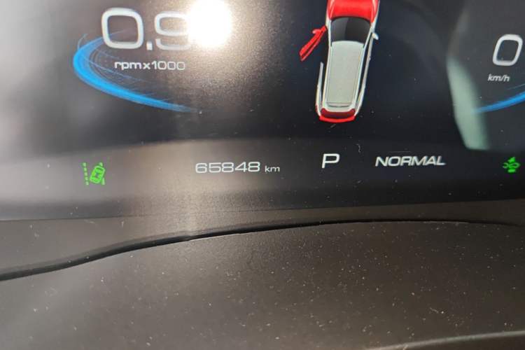Used Haval F7 2021 1.5T Two-Wheel Drive i-Type Odometer Close Up