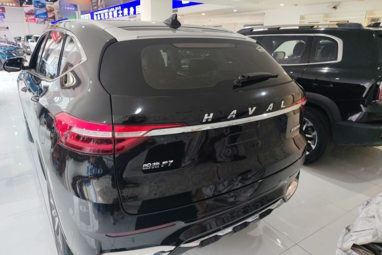 Used Haval F7 2021 1.5T Two-Wheel Drive iXuan Rear