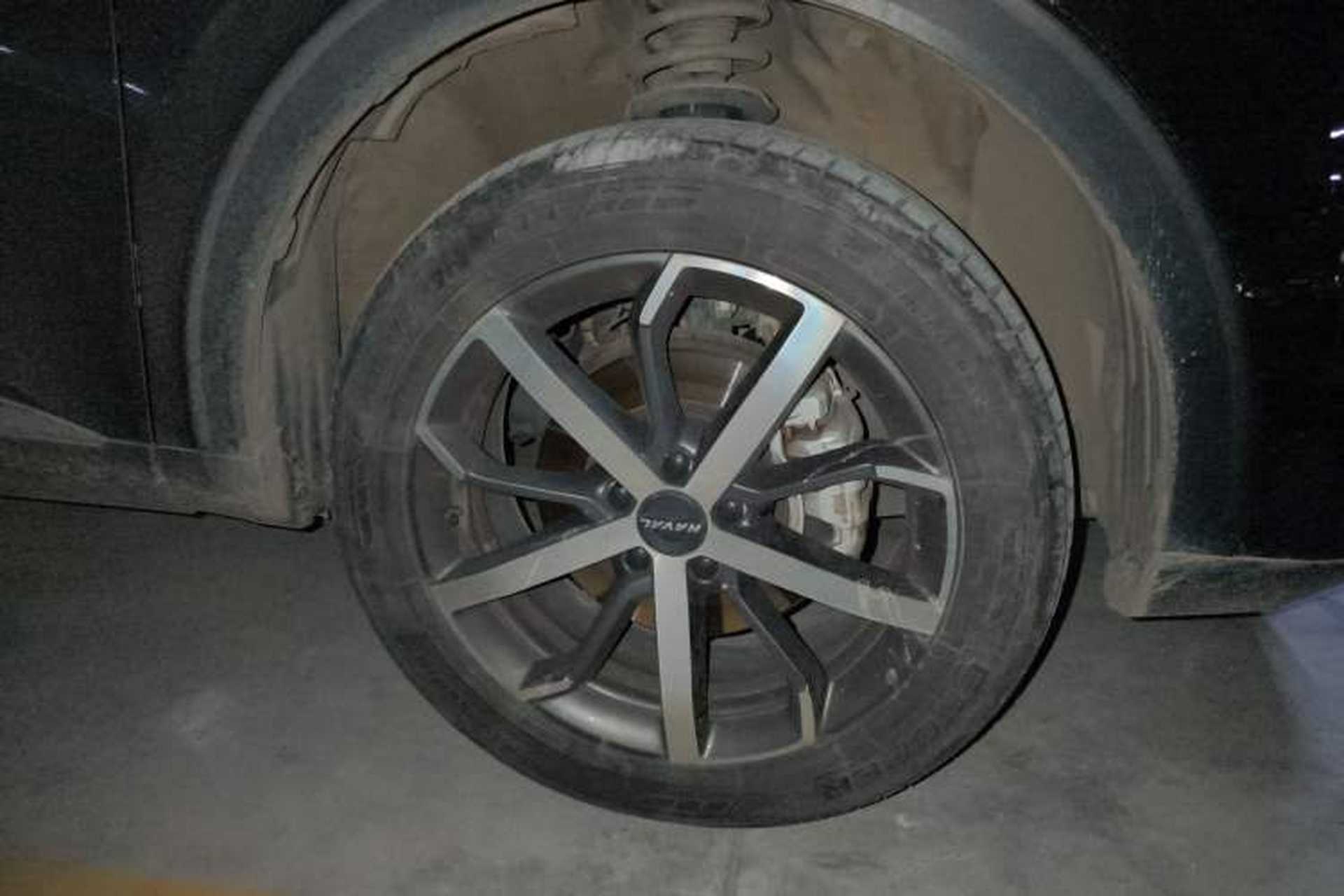 Used Haval F7 2021 1.5T Two-Wheel Drive i-Type Right Front Wheel Hub