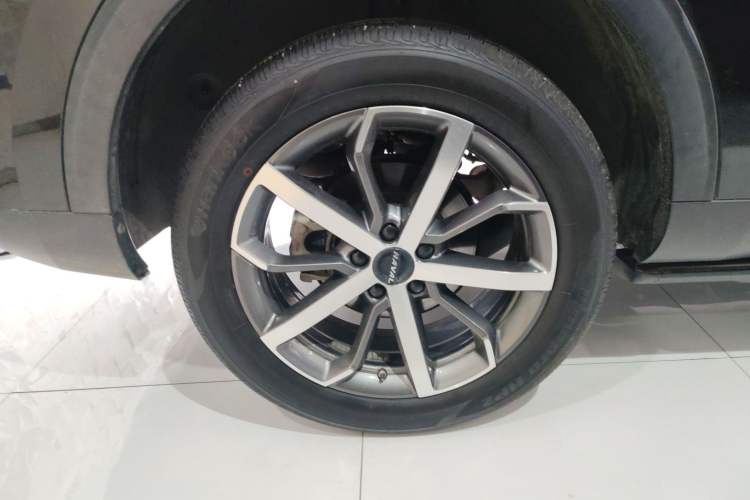 Used Haval F7 2021 1.5T Two-Wheel Drive iXuan Right Rear Wheel Hub