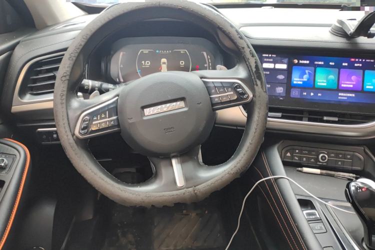 Used Haval F7 2021 1.5T Two-Wheel Drive iXuan Steering Wheel