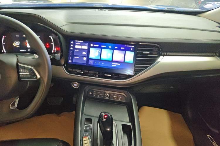 Used Haval F7 2021 1.5T Two-Wheel Drive i-Type Audio And AC Panel