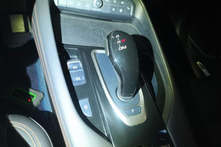 Used Haval F7 2021 1.5T Two-Wheel Drive i-Trend Gear Lever
