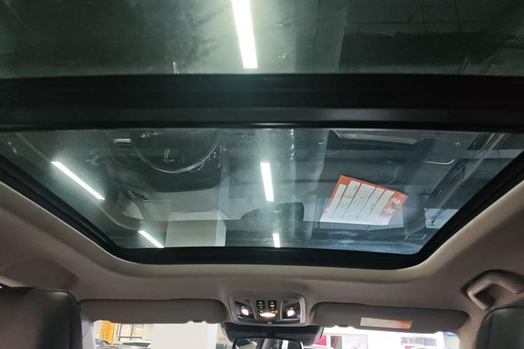 Used Haval F7 2021 2.0T Two-Wheel Drive i-Active Headliner