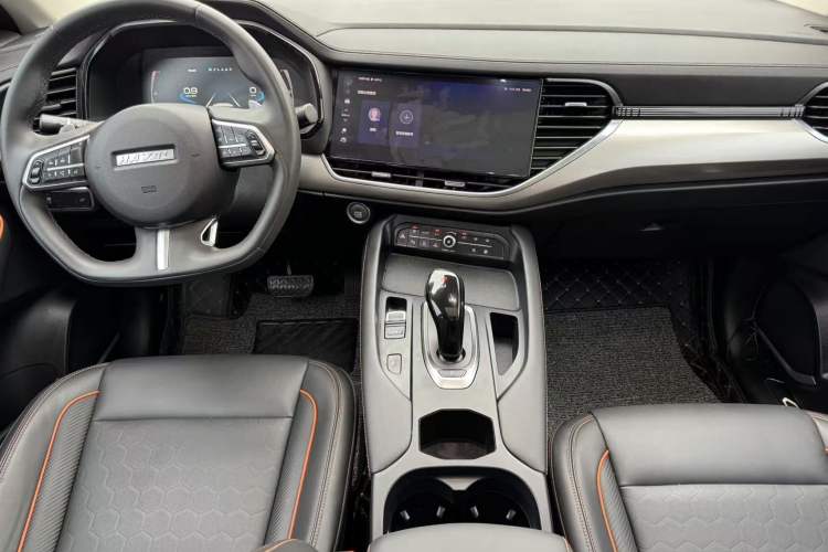 Used Haval F7 2021 1.5T Two-Wheel Drive i-Type Interior 1