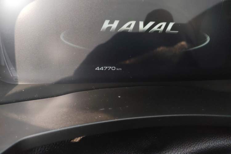 Used Haval F7 2021 1.5T Two-Wheel Drive i-Type Odometer Close Up
