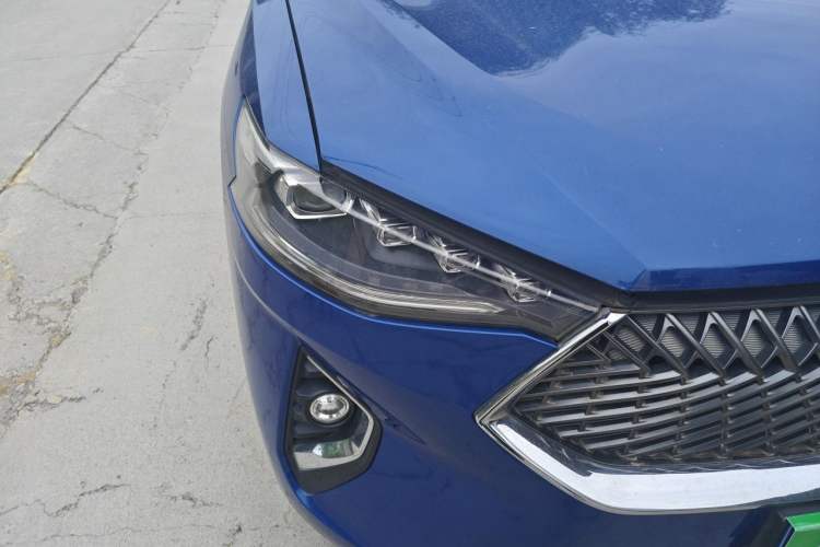 Used Haval F7 2021 1.5T Two-Wheel Drive i-Type Right Front Headlight
