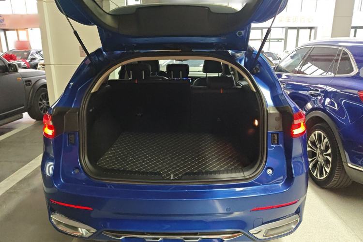Used Haval F7 2021 1.5T Two-Wheel Drive i-Type Trunk