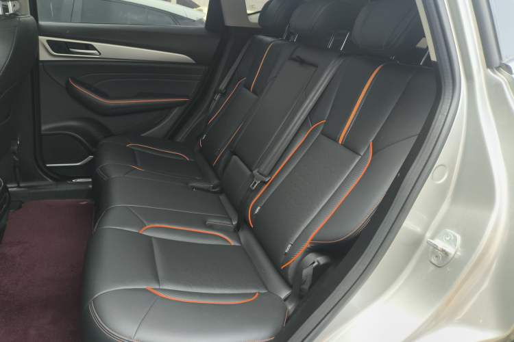 Used Haval F7 2021 1.5T Two-Wheel Drive iXuan Interior 4