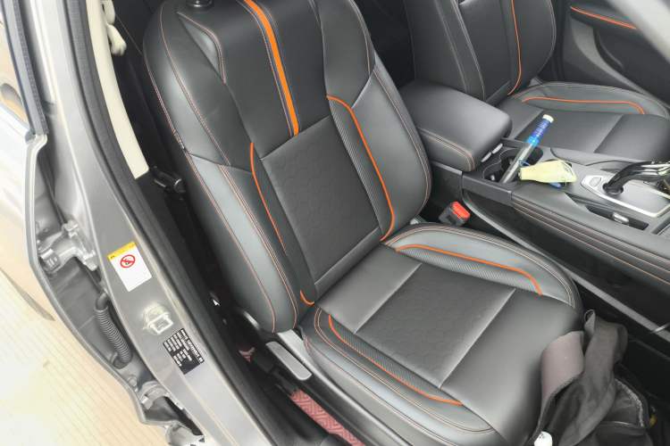 Used Haval F7 2021 1.5T Two-Wheel Drive iXuan Right Front Seat